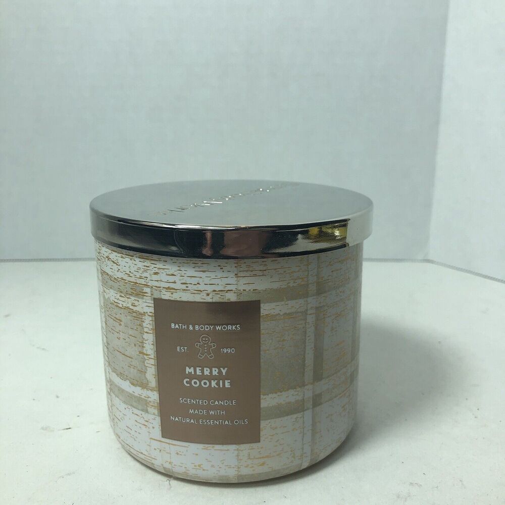 Bath & Body Works Scented Candle Jar Merry Cookie 3 Wick 14.5 oz Christmas F1